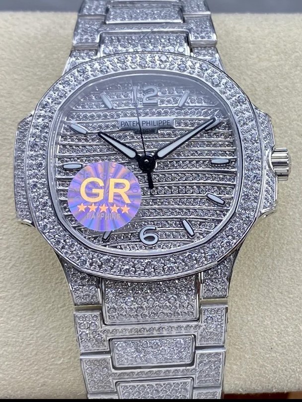 010.jpg Customized Patek Philippe Aquanaut 7118/1450R-0011 - Image 1
