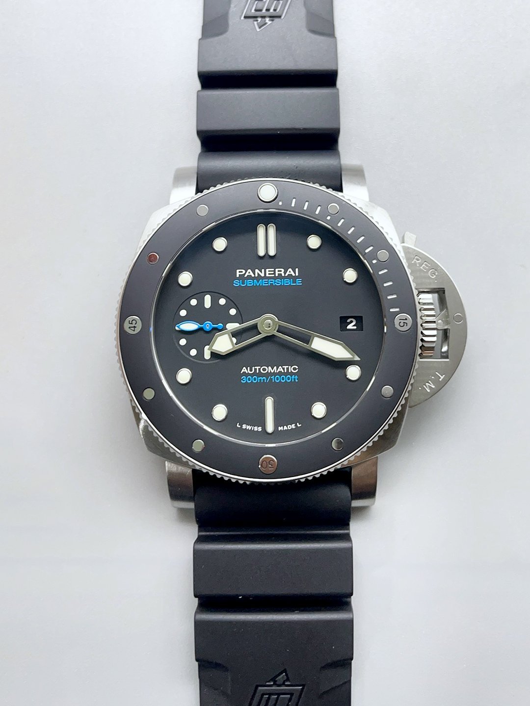 1月11日-3.jpg Panerai Luminor Submersible PAM0683 Titanium (1:1Super Clone) - Image 1