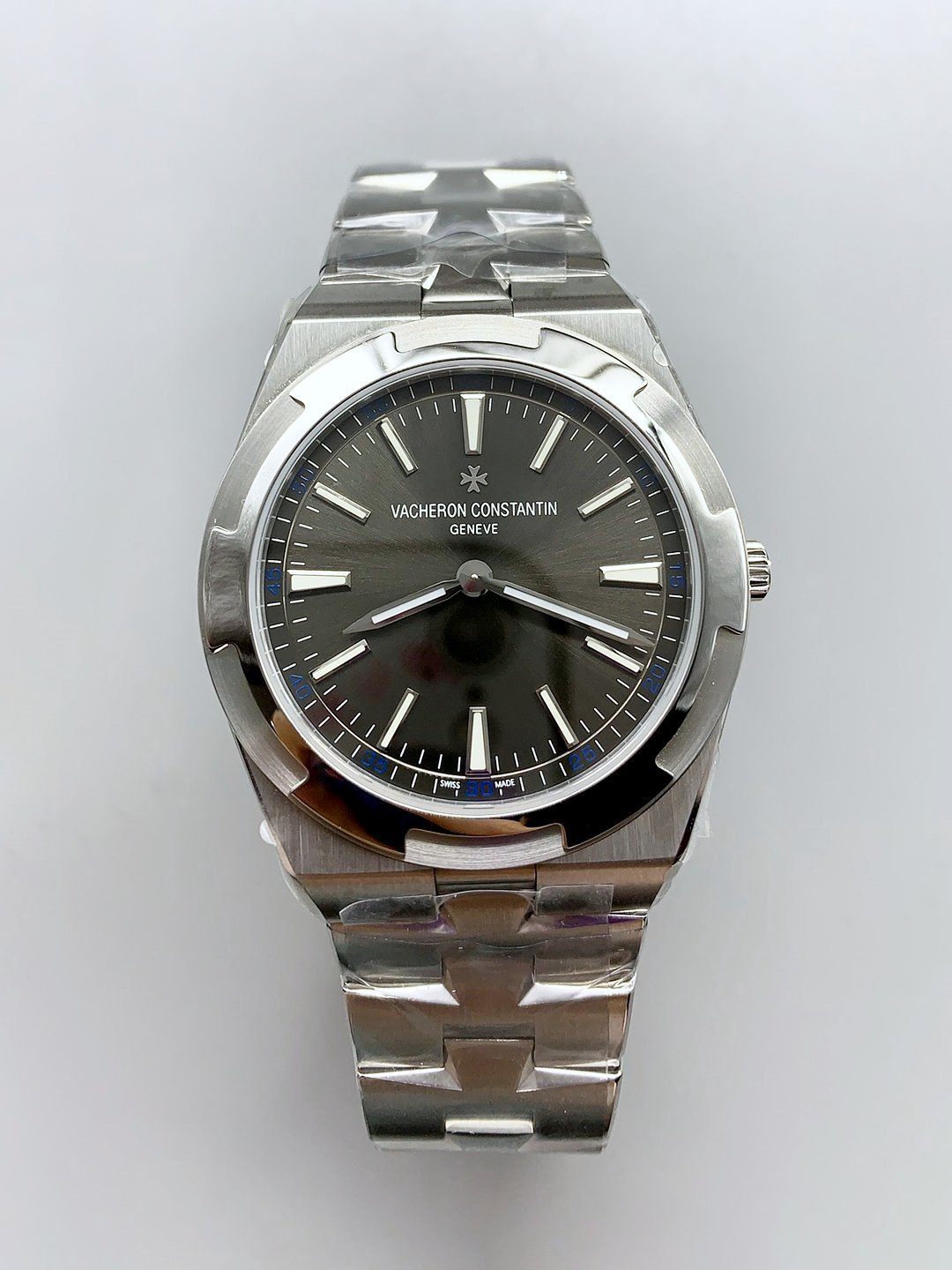 Vacheron Constantin Overseas Ultra-Thin 2000V Edition Watch in Grey Dial (1:1Super Clone)
