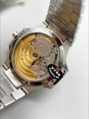 Patek Philippe Nautilus 7118 35MM Stainless Steel White Dial(1:1Super Clone) - Image 4