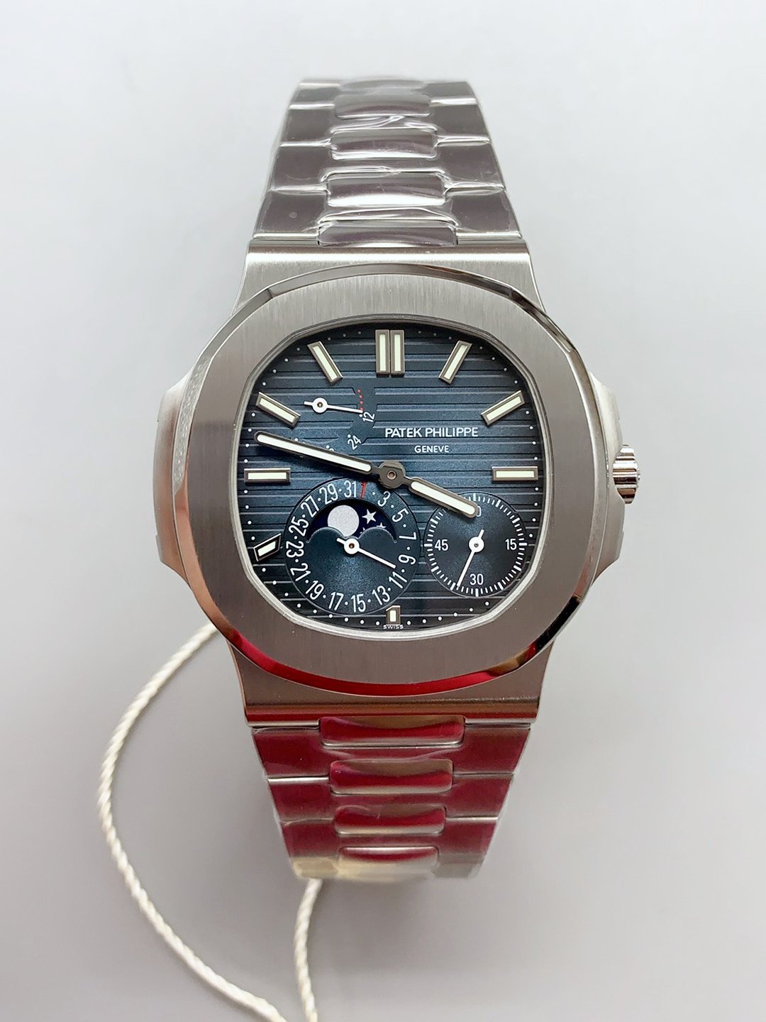 Patek Philippe Nautilus 5712 Blue Dial(1:1Super Clone)