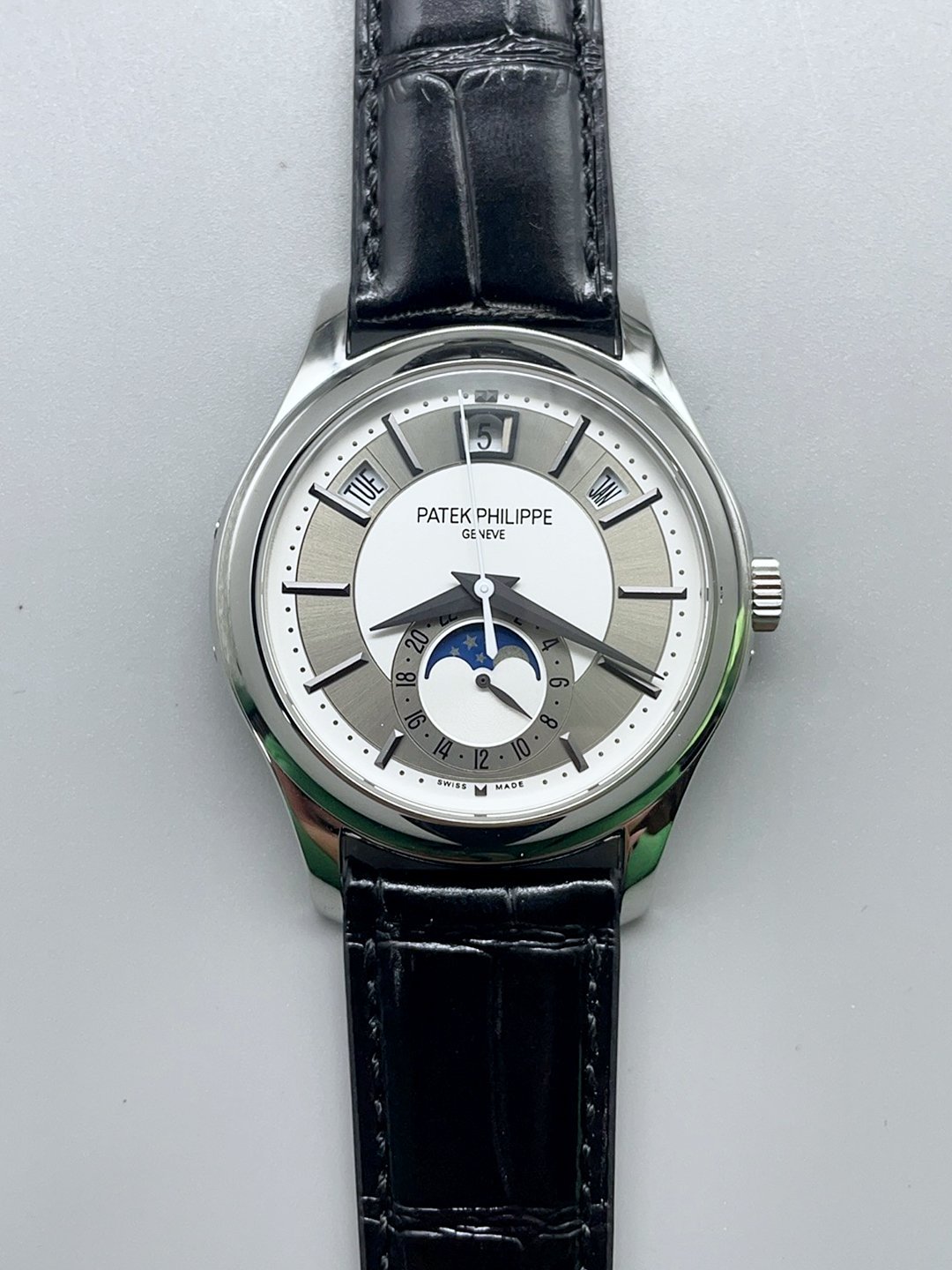 Patek Philippe 5205-001 Complications MoonPhase Light Grey Dial(1:1Super Clone)