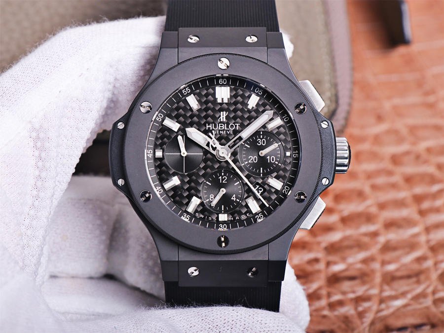 4d39d6_db6086bda9b84817a49f334f78ff0b29mv2.jpg Hublot Big Bang 301.PB.131.RX. 1:1 Superclone - Image 1