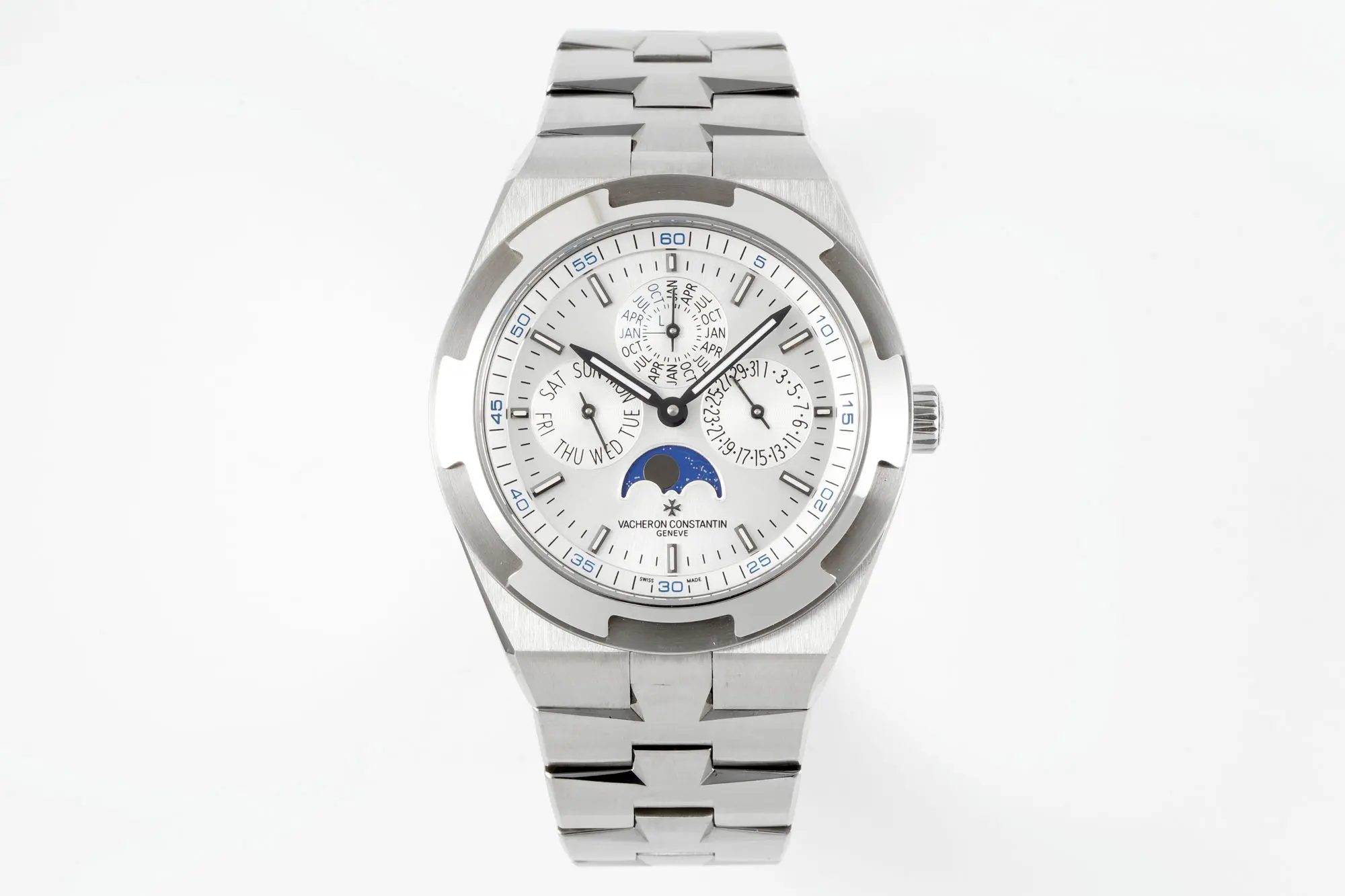Vacheron Constantin Overseas 4300V Perpetual Calendar Watch – Silver Dial, Stainless Steel Bracelet, Best