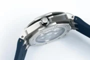Audemars Piguet Royal Oak Offshore 15720 Blue Rubber - Image 5