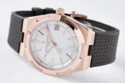 Vacheron Constantin Overseas 4500V Series – Rose Gold Case, Black Rubber Strap, Luxury - Image 6