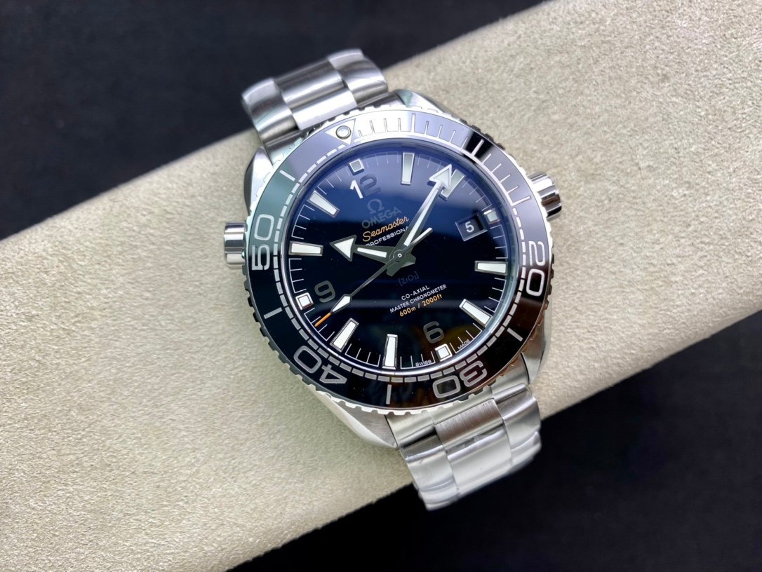 4d39d6_3fde4305527e4ad7af91ba84a7a3b43fmv2.jpg Omega Seamaster Seahorse 600m Medium 1:1 Superclone - Image 1