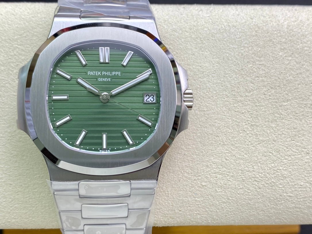 4d39d6_645a515ff09042df83c29a5ec659549cmv2.jpg 1:1 Super clone Patek Philippe 5711 Nautilus green(5711 green dial) - Image 1