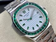 Patek Philippe Nautilus 5711 diamond-studded - Image 2
