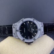 1:1 Super Clone Women’s Hublot Classic Fusion 38mm - Image 4